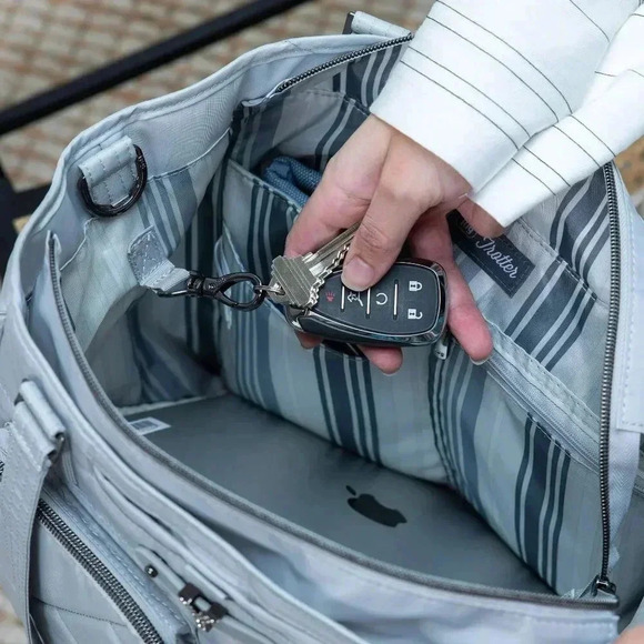 LUG Trotter Tote Bag / Shoulder Bag / Diaper Bag - Cloud Grey - Picture 8 of 16